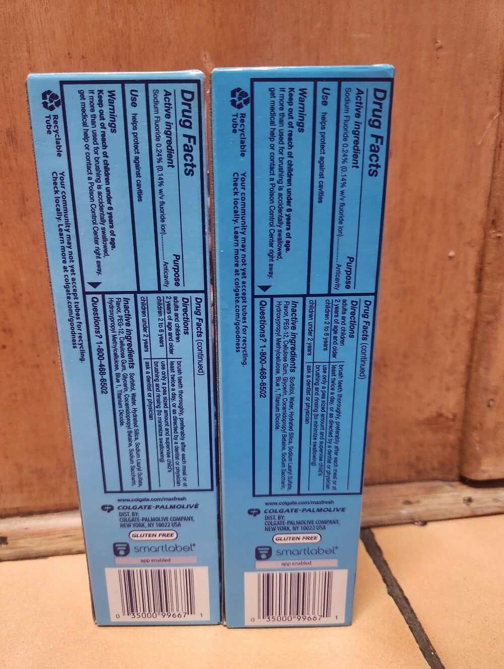 Colgate MaxFresh Toothpaste - Blue & Red Packaging (2 Pack) - Picture 2 of 3